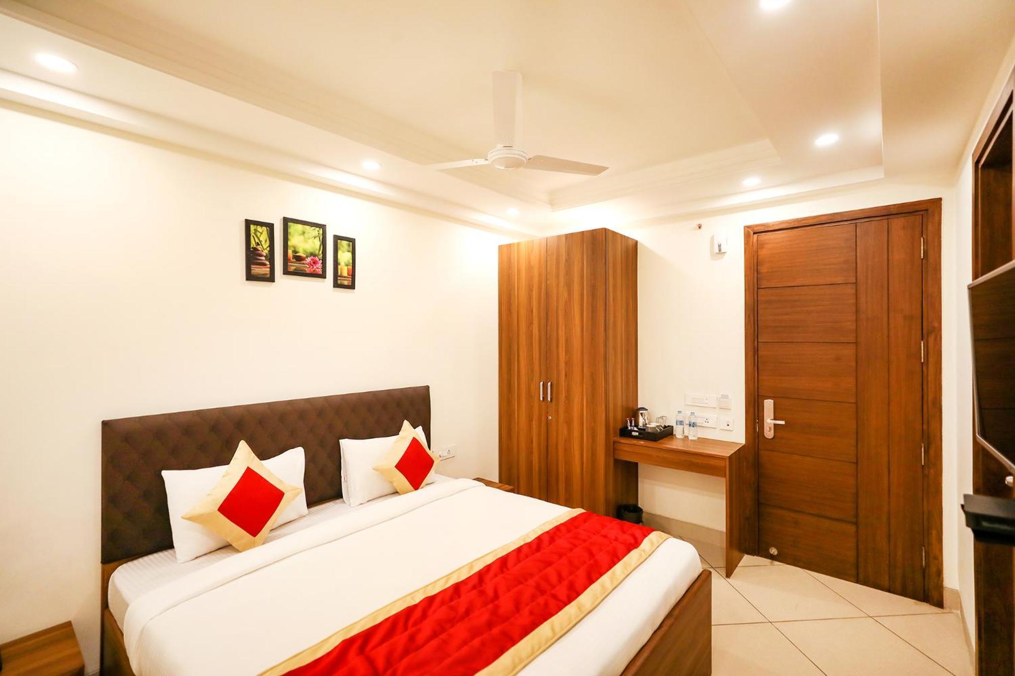Fabhotel La Paz Stay B&B Ню Делхи Екстериор снимка