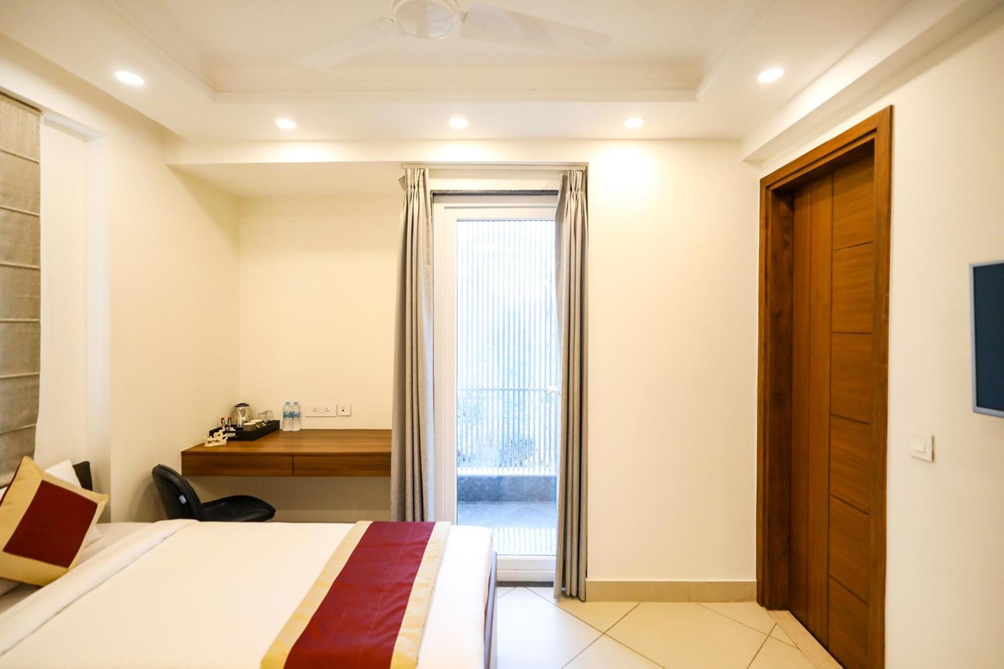 Fabhotel La Paz Stay B&B Ню Делхи Екстериор снимка