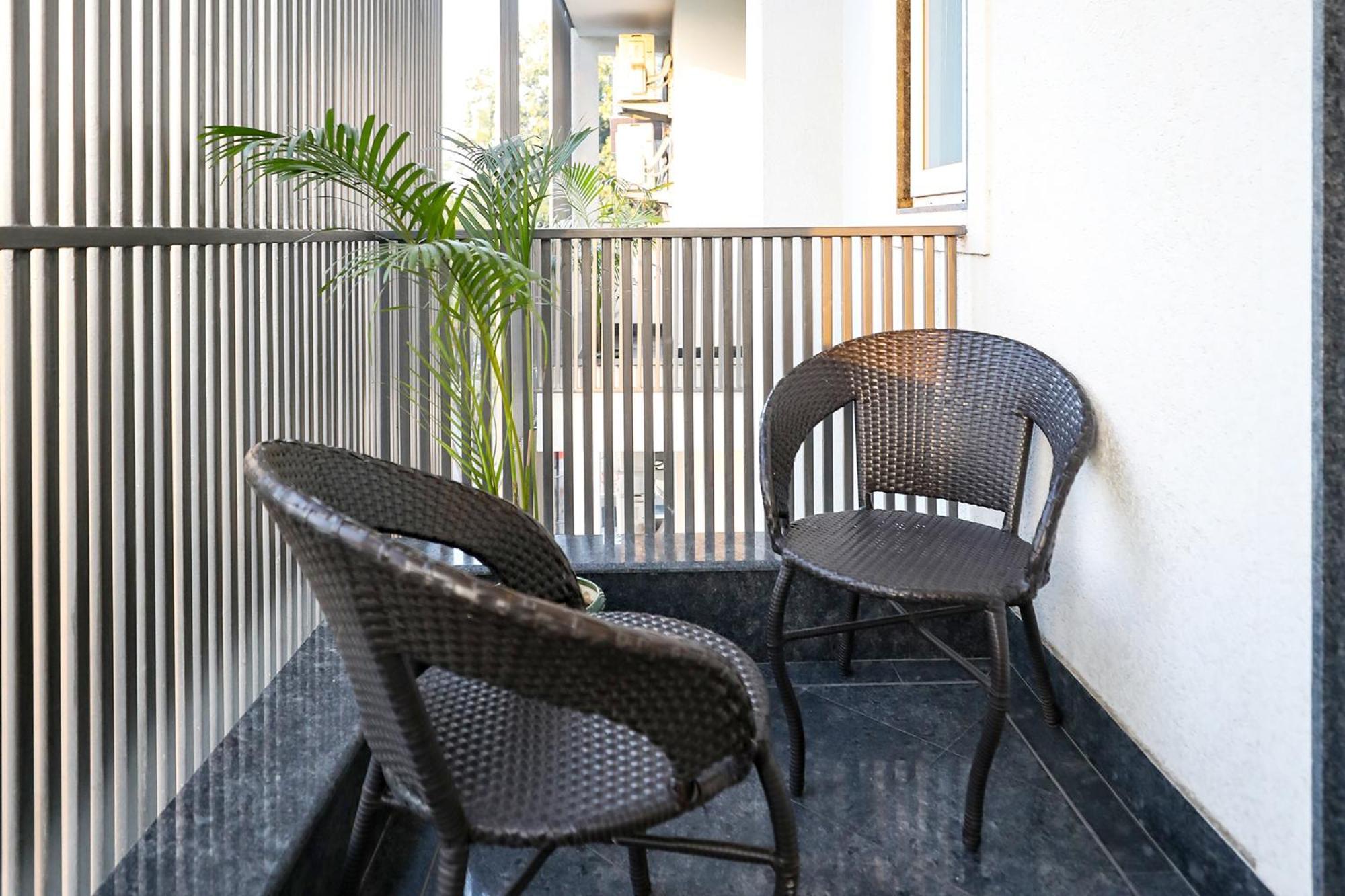 Fabhotel La Paz Stay B&B Ню Делхи Екстериор снимка